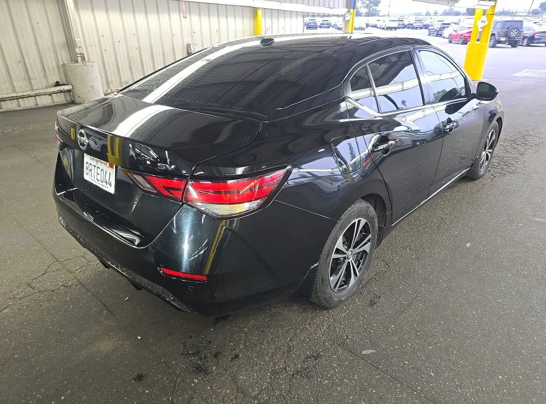 Used 2020 Nissan Sentra SV with VIN 3N1AB8CV4LY218704 for sale in Kansas City