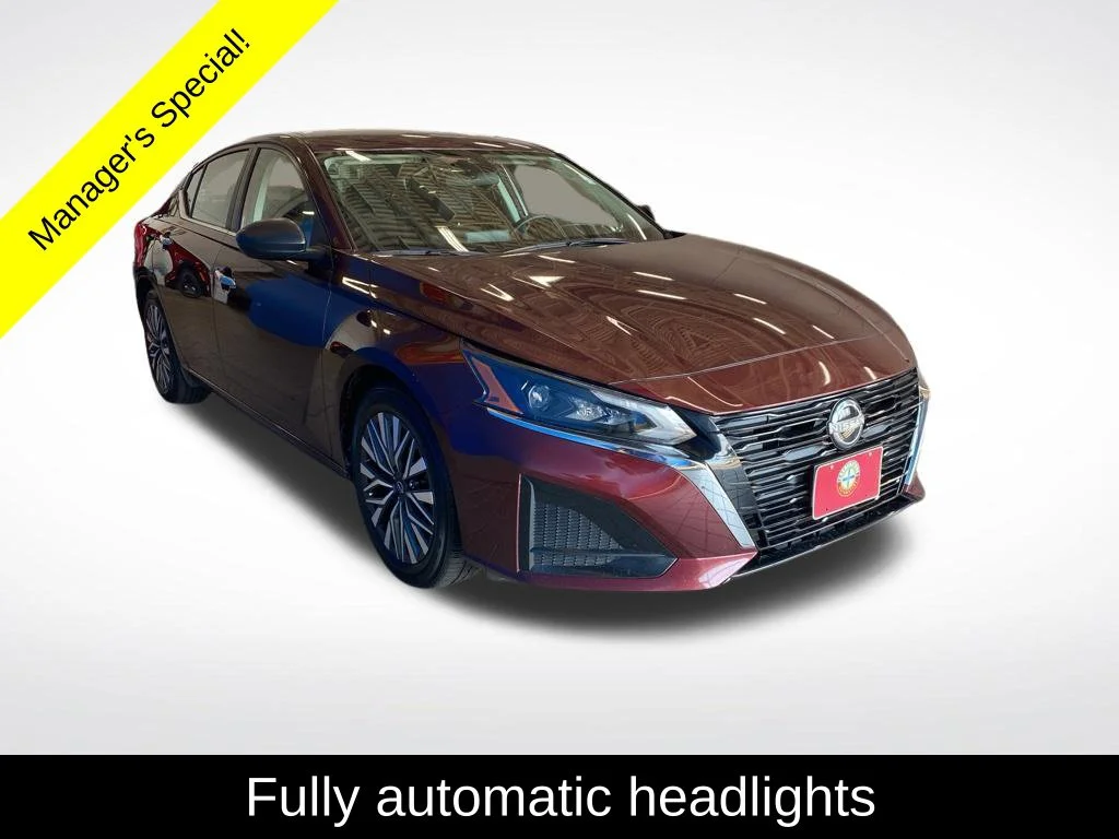Used 2024 Red Nissan 2.5 SV image 14