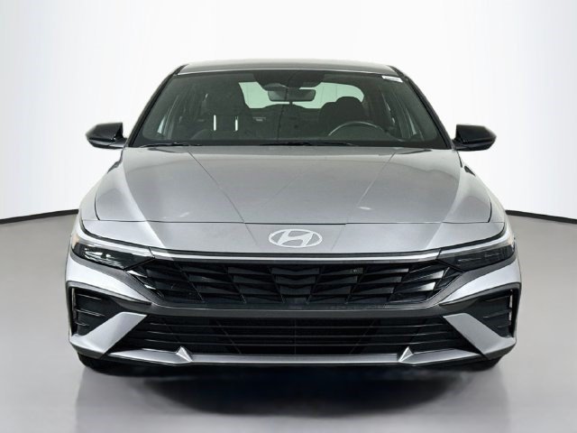 Used 2026 Fluid Metal Hyundai SEL Sport image 2