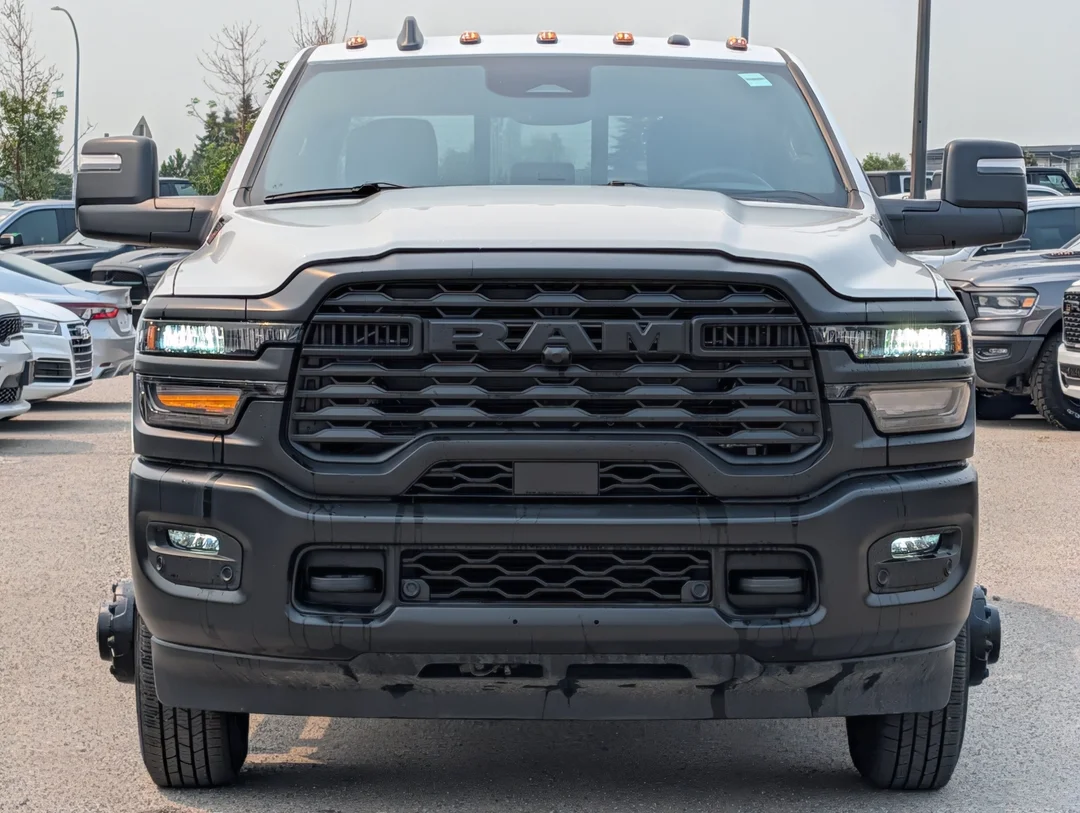 New 2026 White RAM Tradesman - - 6.7L Cummins HO Turbo Diesel - Tradesman Level 1 Pkg w/ 12 Screen - Dually & More! image 3
