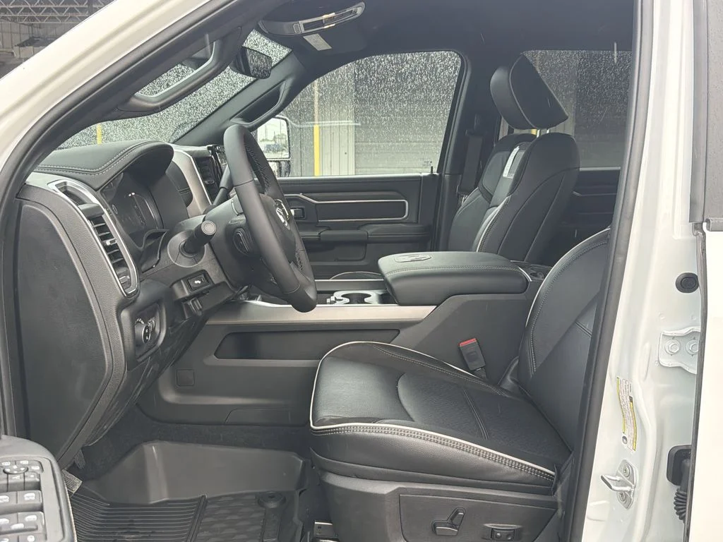New 2026 Bright White Clear-Coat Exterior Paint RAM Laramie image 18