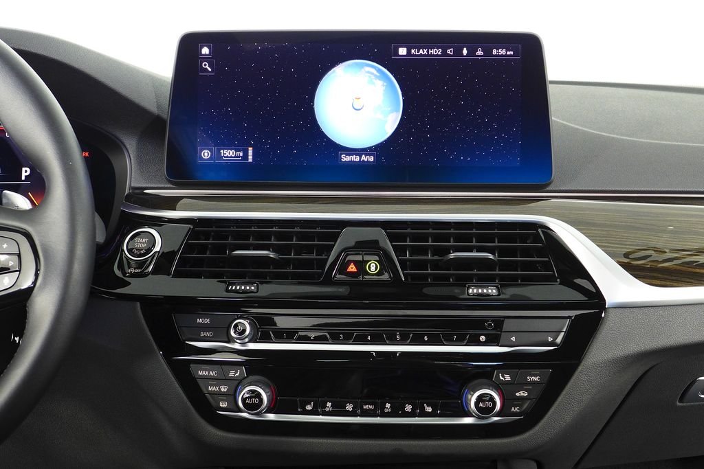 Used 2023 Alpine White BMW 530i image 26