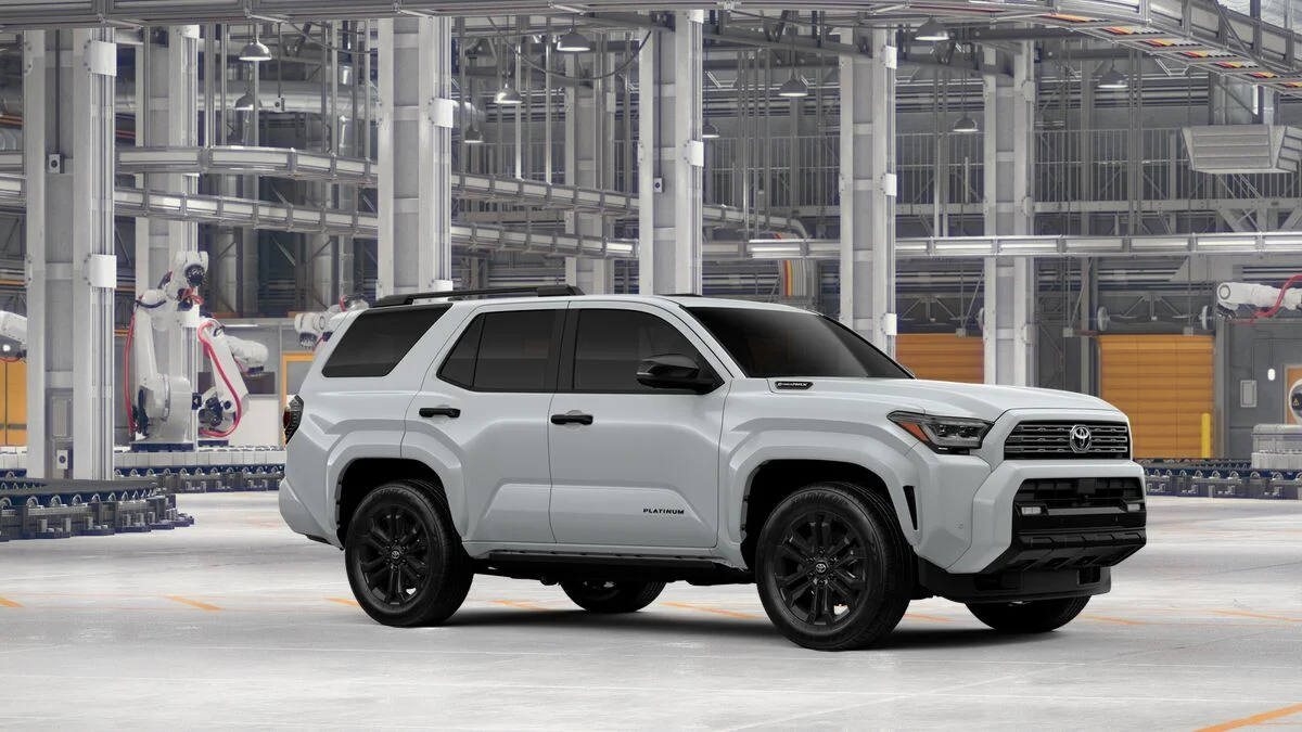 New 2026 Wind Chill Pearl Toyota Platinum image 14