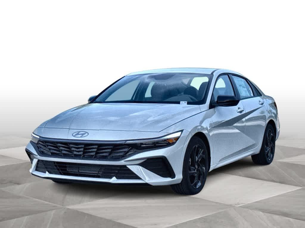 2026 Hyundai Elantra SEL Sport - Photo 4