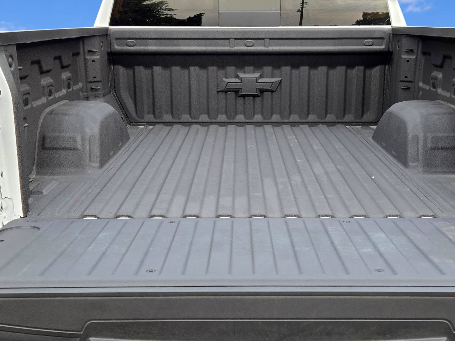 2026 Chevrolet Silverado 1500 LTZ - Photo 10