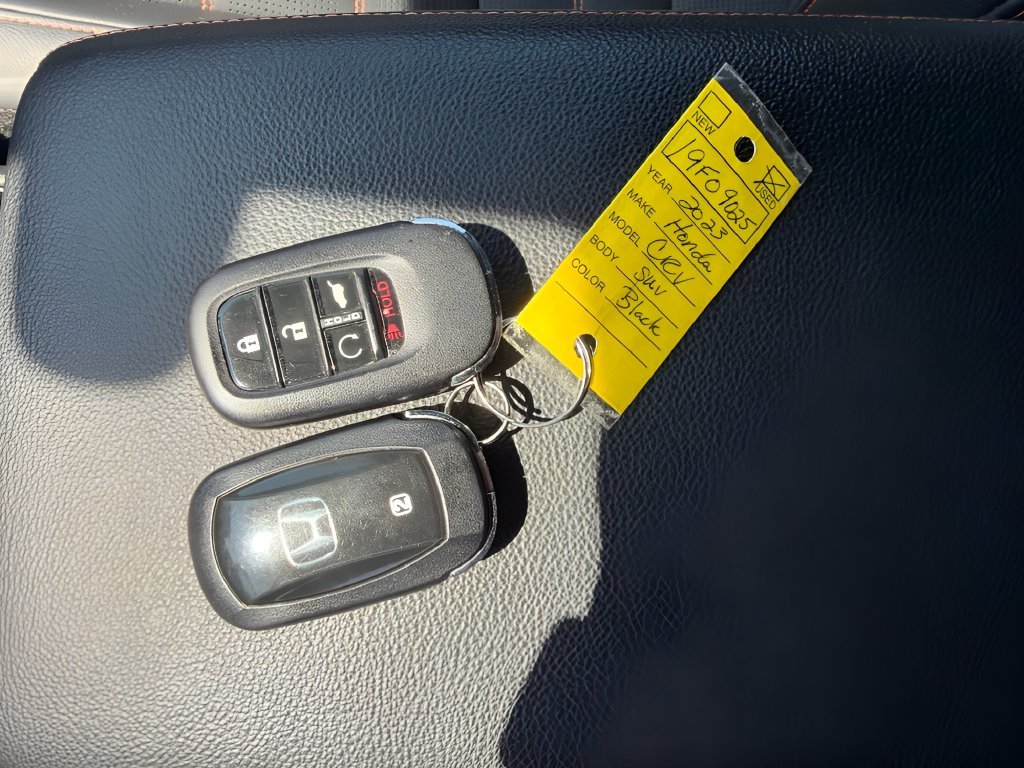 Used 2023  Honda Sport Touring image 2