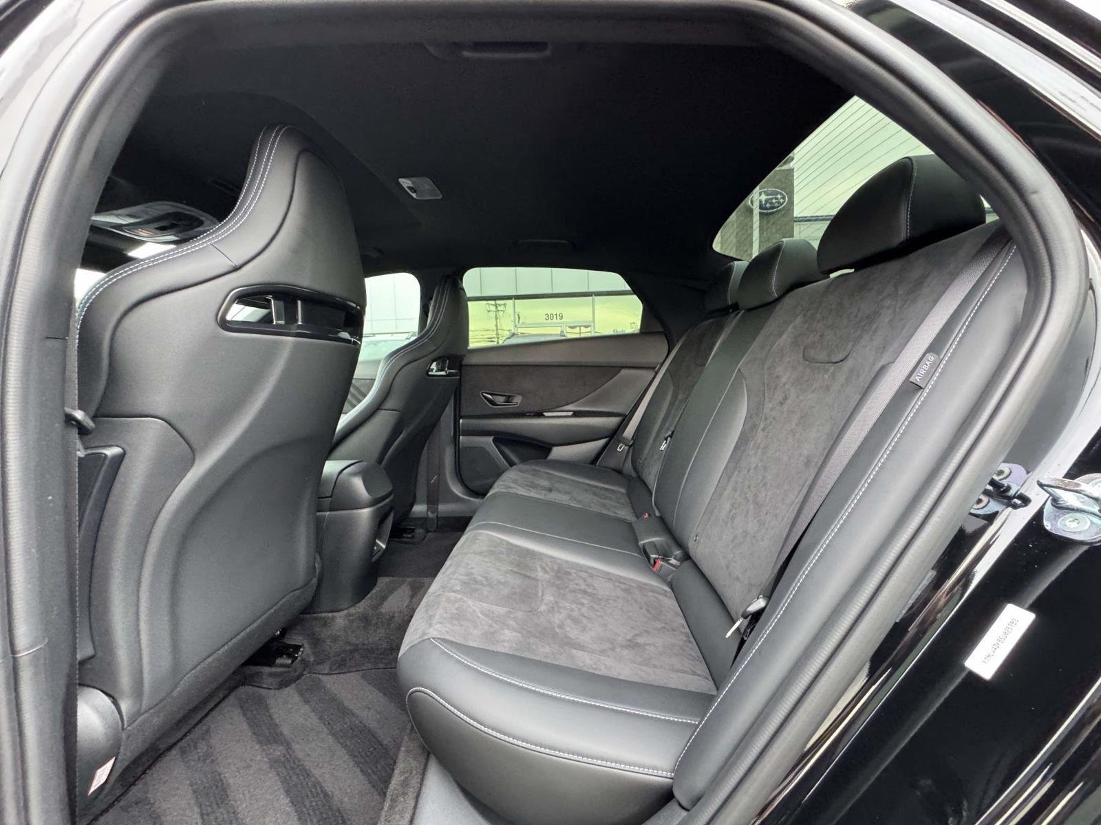 Used 2025 Abyss Black Hyundai  image 12