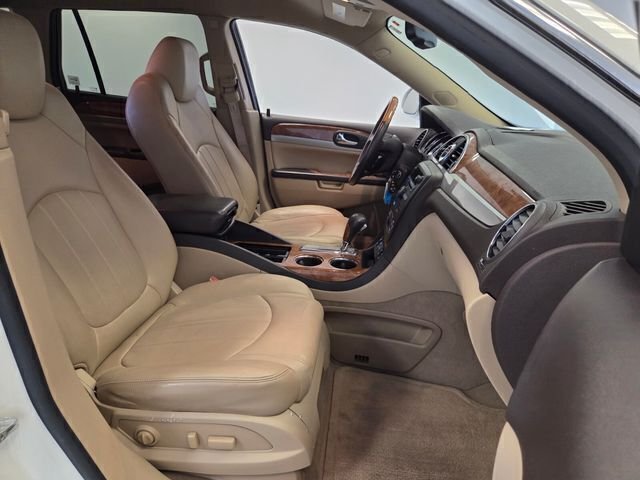Used 2011 White Buick CXL image 17