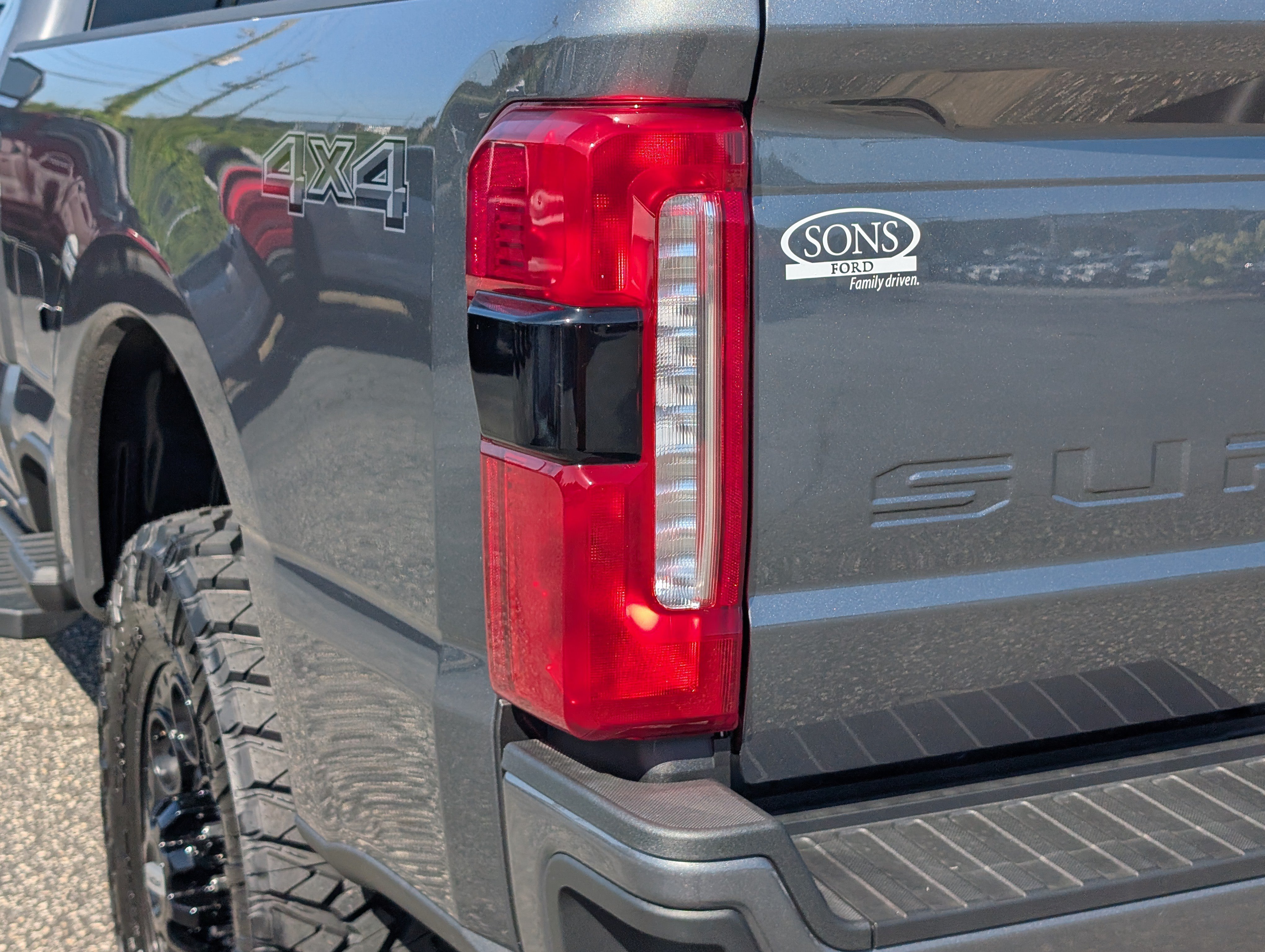 New 2026 CARBONIZED GRAY FORD Lariat image 12
