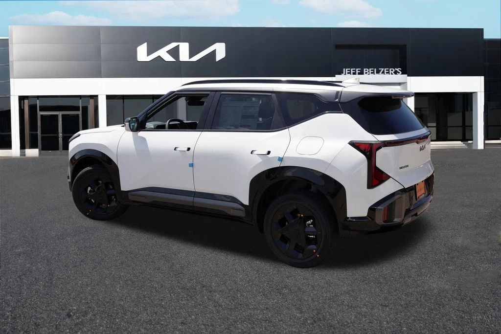 New 2027 Snow White Pearl Kia X-Line S image 5