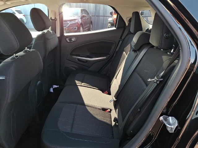 Certified Used 2021 Shadow Black Ford SE image 10