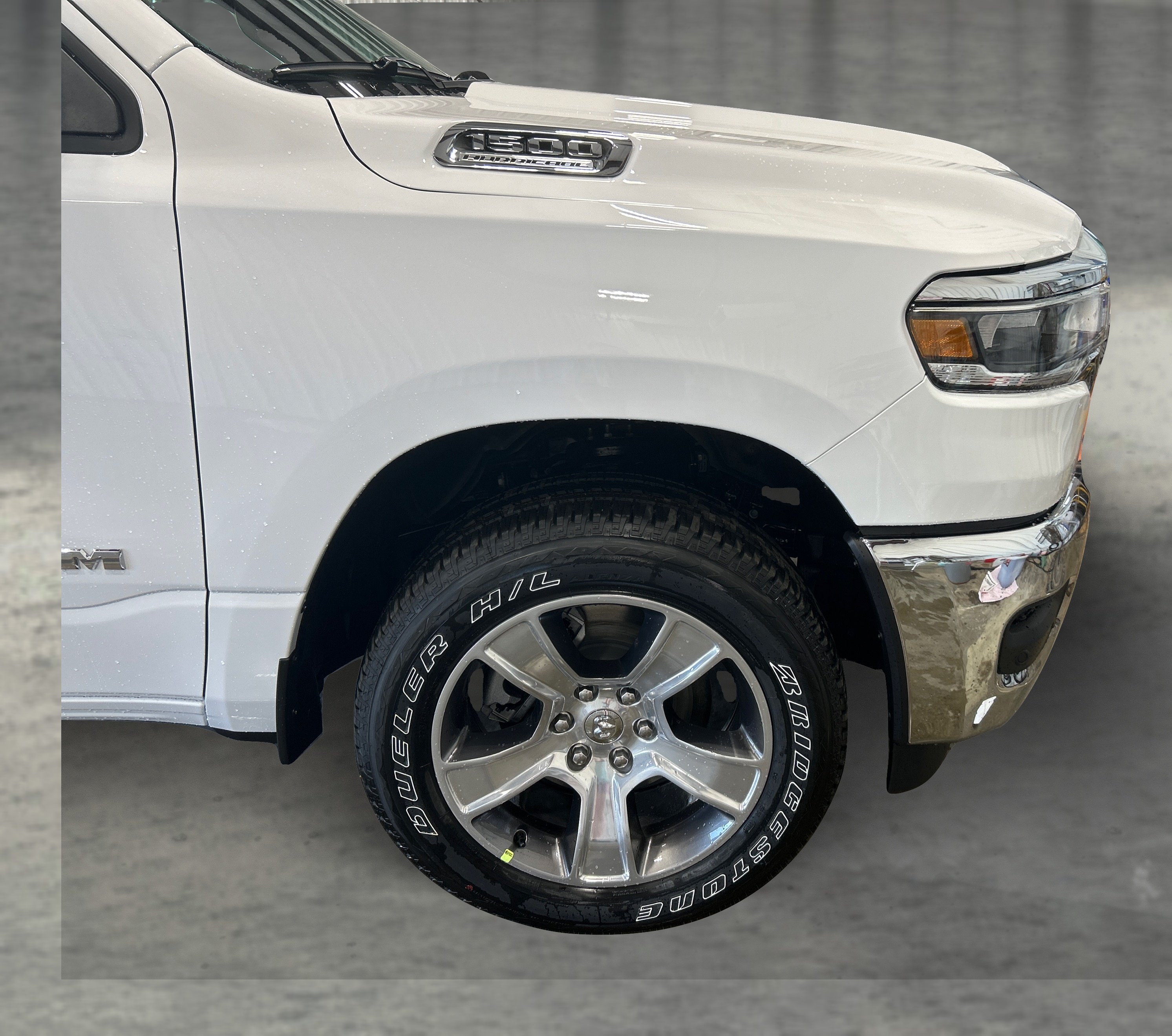 New 2026 Bright White Clearcoat RAM Tradesman image 21