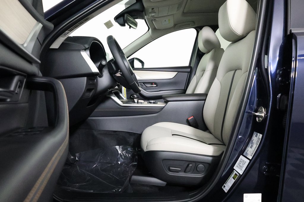 2026 Mazda CX-90 Preferred Package - Photo 7