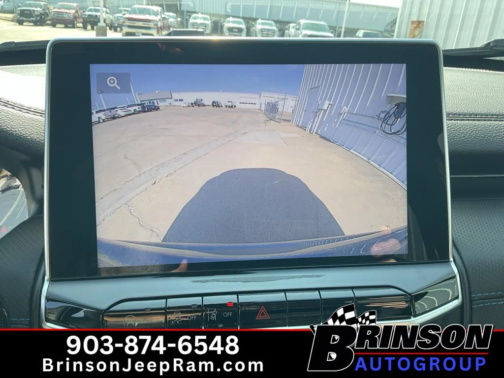 New 2026 Sting-Gray Clearcoat Jeep Latitude Altitude image 15