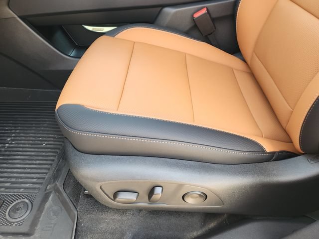 2027 Chevrolet Traverse Z71 - Photo 26