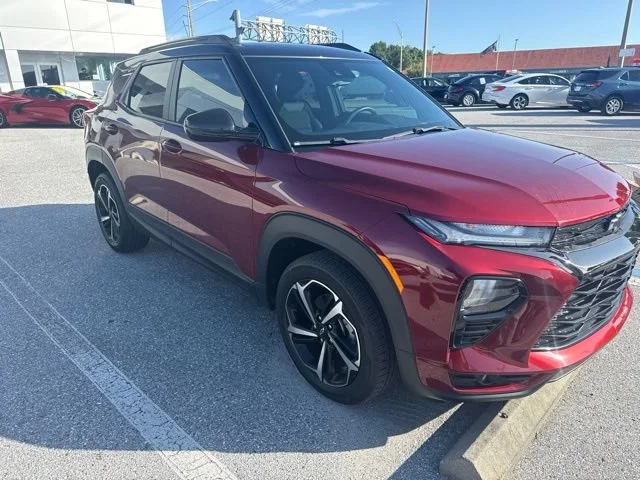 Used 2023 CRIMSON METALLIC Chevrolet RS image 3