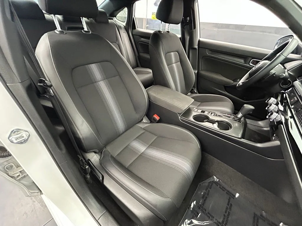 Used 2026 Platinum White Pearl Honda Sport image 31