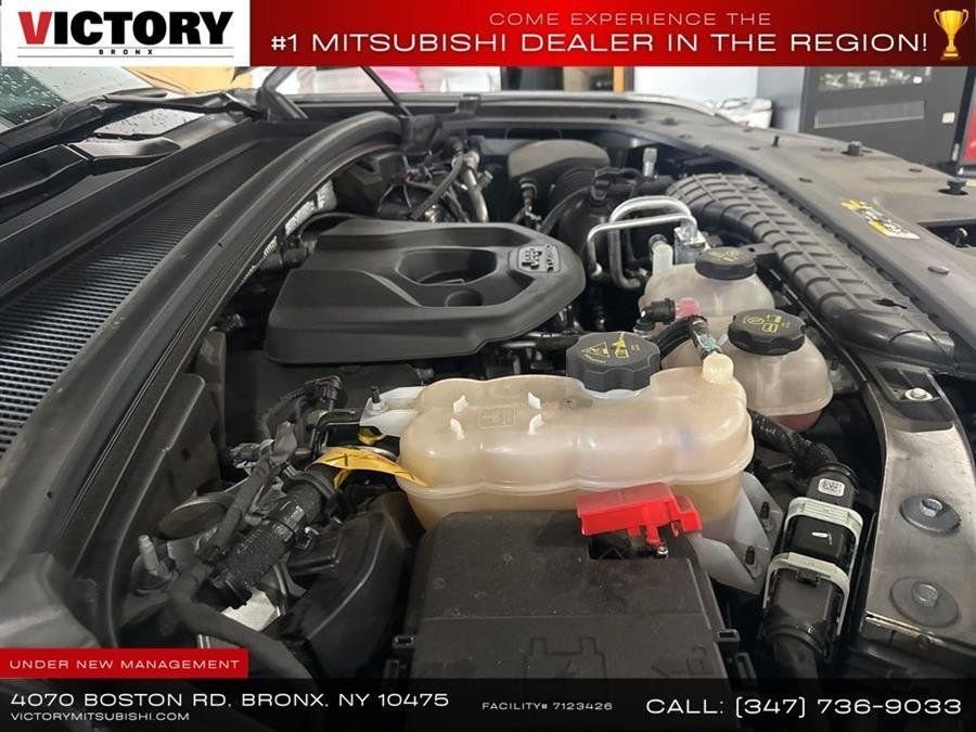 Used 2023 Silver Jeep 4xe image 25