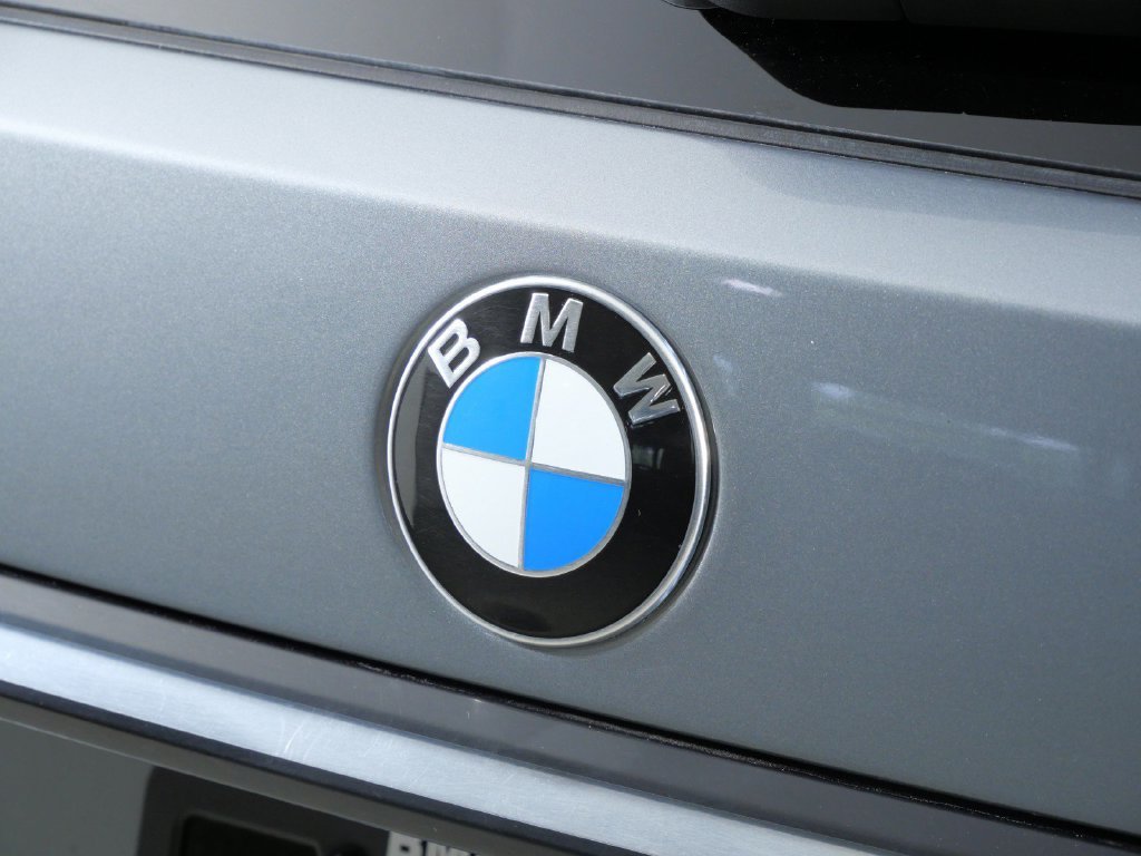 Certified Used 2025 Skyscraper Grey Metallic BMW xDrive40i image 14