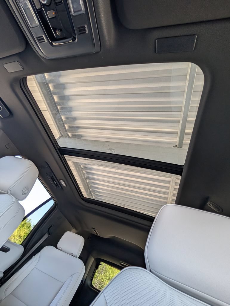 2026 Chevrolet Tahoe Premier - Photo 27