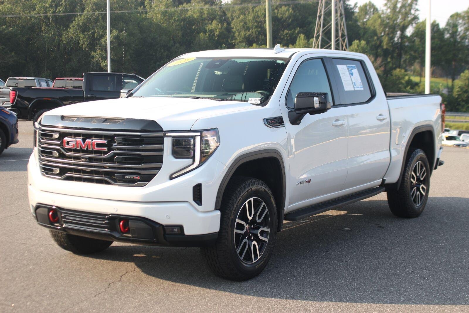 Used 2026 Summit White GMC AT4 image 3
