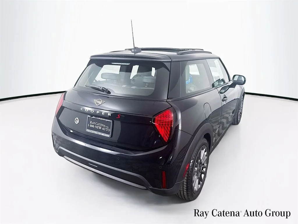 2026 MINI Hardtop 2 Door S - Photo 7