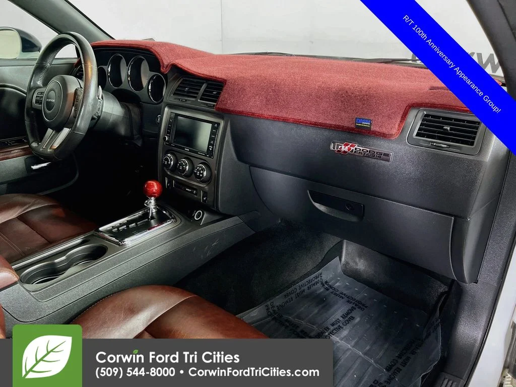 Used 2014 Bright White Clearcoat Dodge R/T image 26