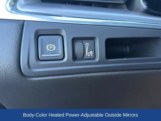 Used 2019 STELLAR BLACK METALLIC Cadillac Premium Luxury AWD image 13