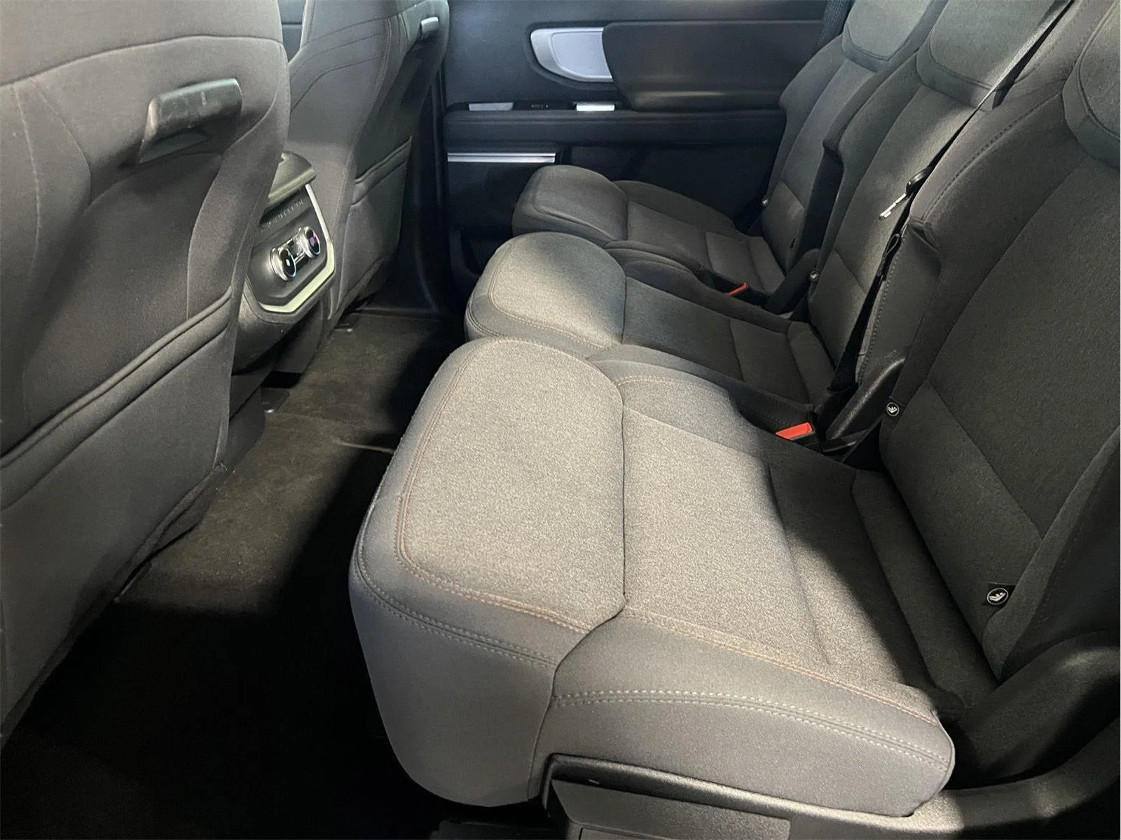 Used 2025 Agate Black Ford Active image 24