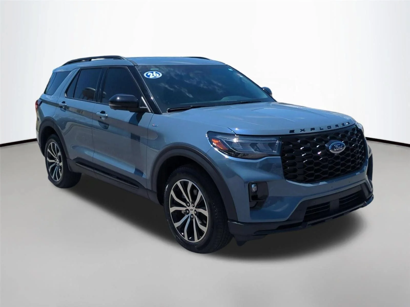 Used 2025 Vapor Blue Ford ST-Line image 7