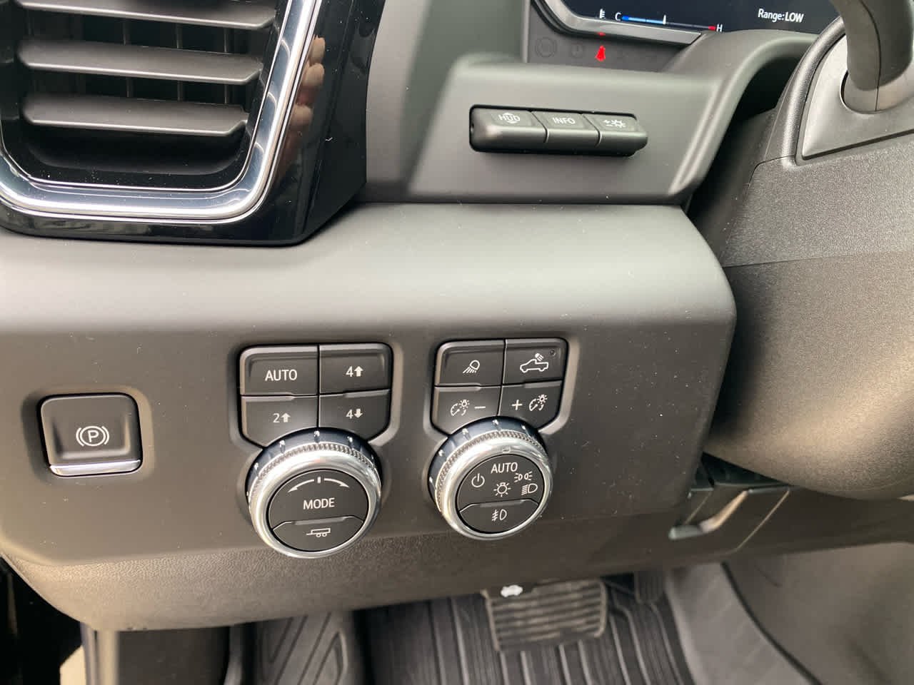 2026 GMC Sierra 2500HD Denali - Photo 16