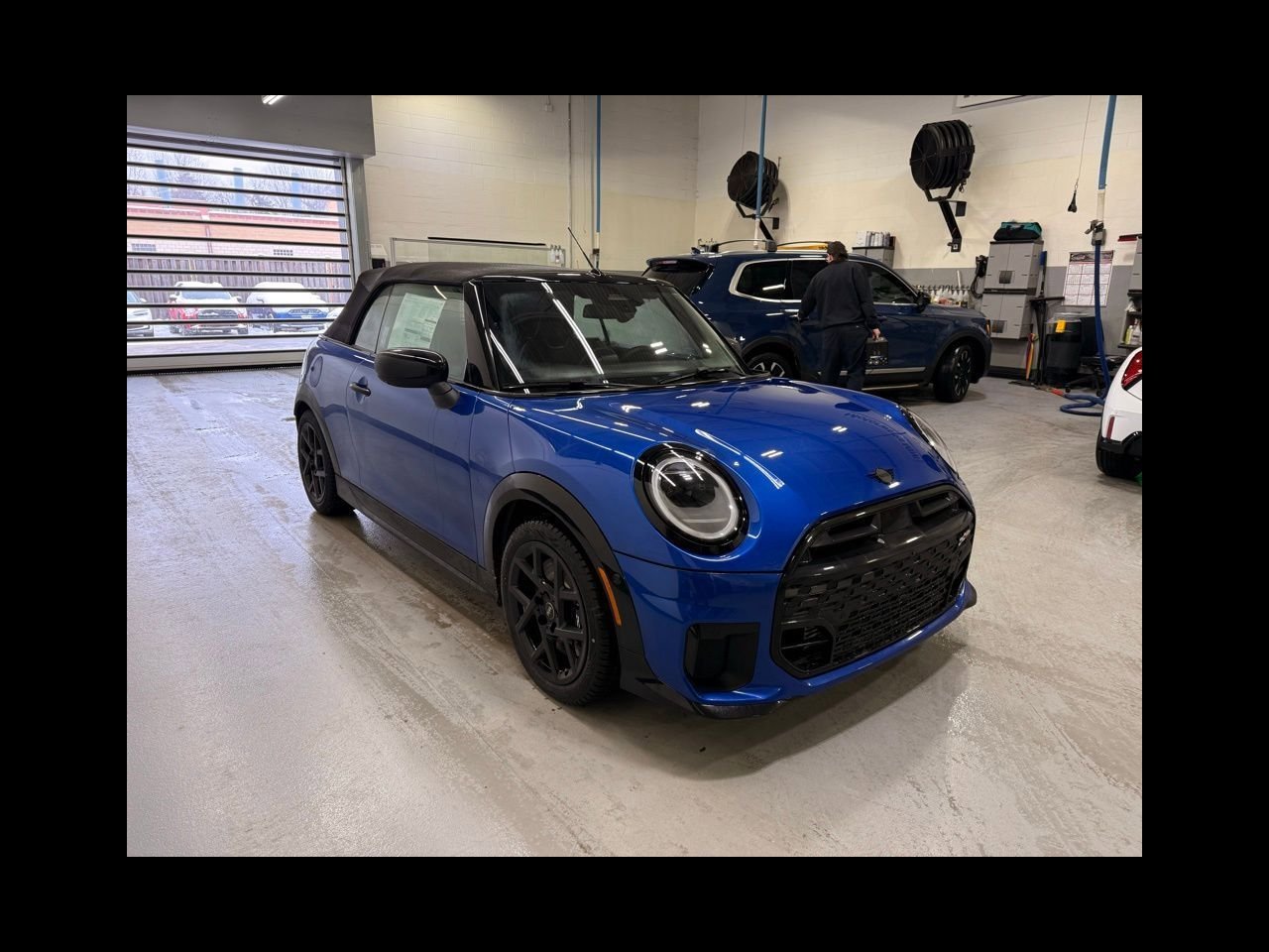 New 2026 Blazing Blue Metallic MINI ICONIC image 7