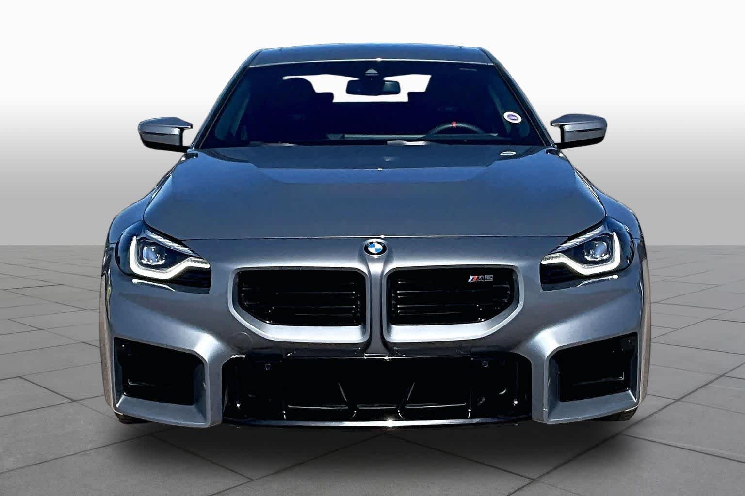Certified Used 2025 Skyscraper Grey Metallic BMW  image 3