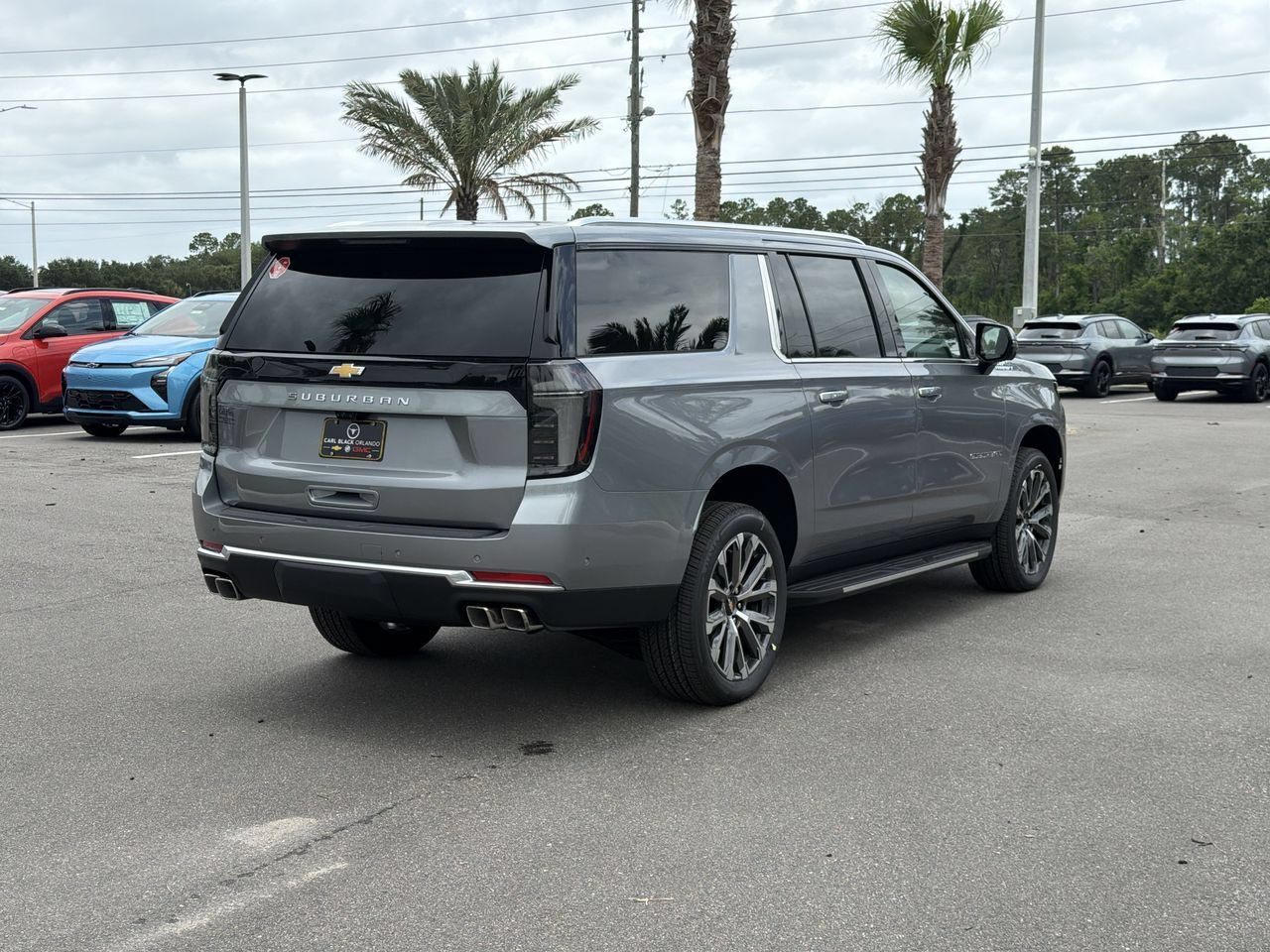 2026 Chevrolet Suburban High Country - Photo 8