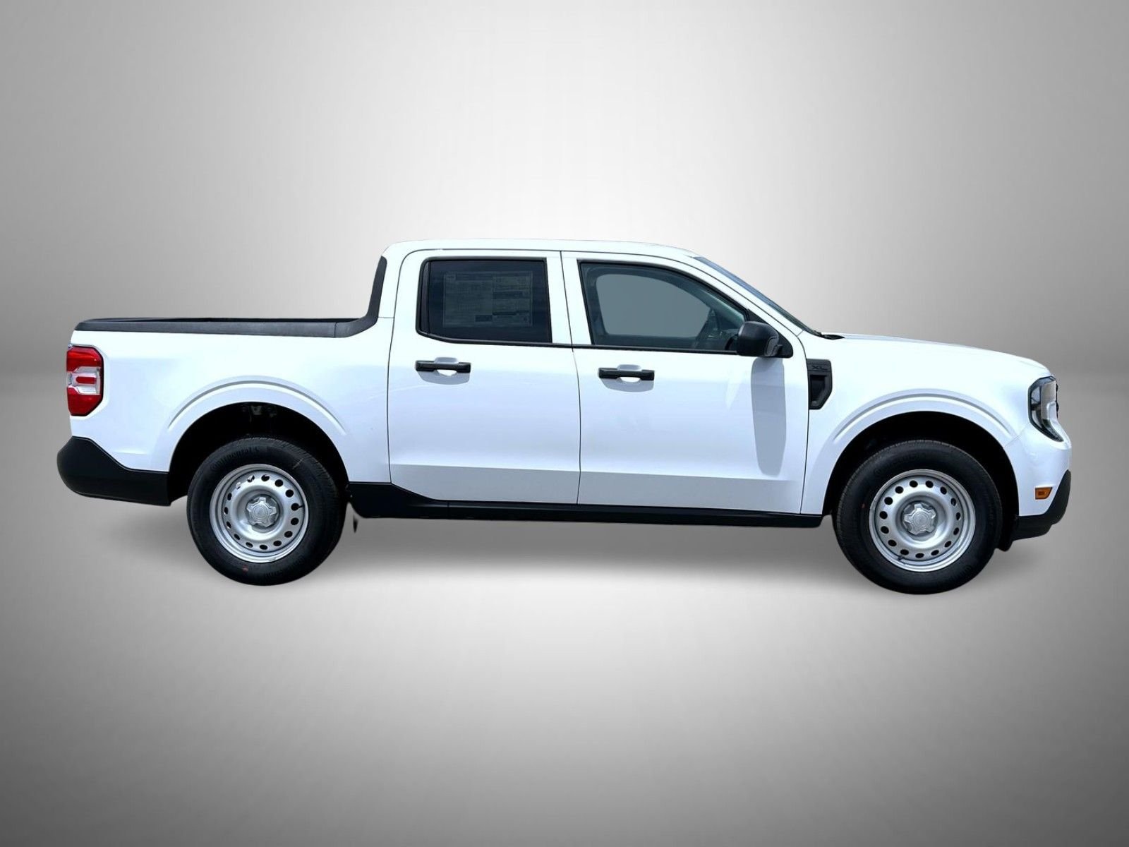 New 2026 Oxford White Ford XL image 4