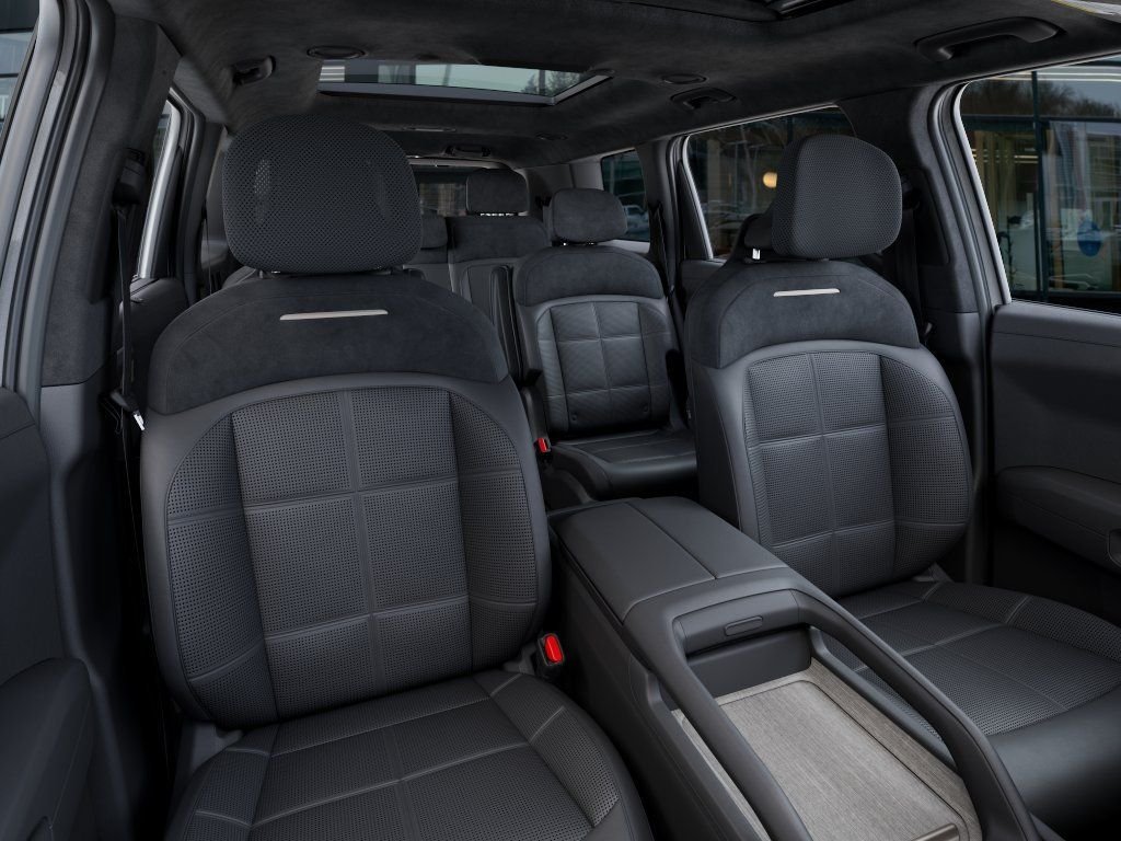 New 2027 Glacial White Pearl Kia SX-PRESTIGE image 15