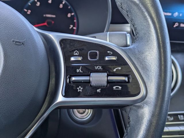 Used 2022 Gray Mercedes-Benz GLC 300 image 27