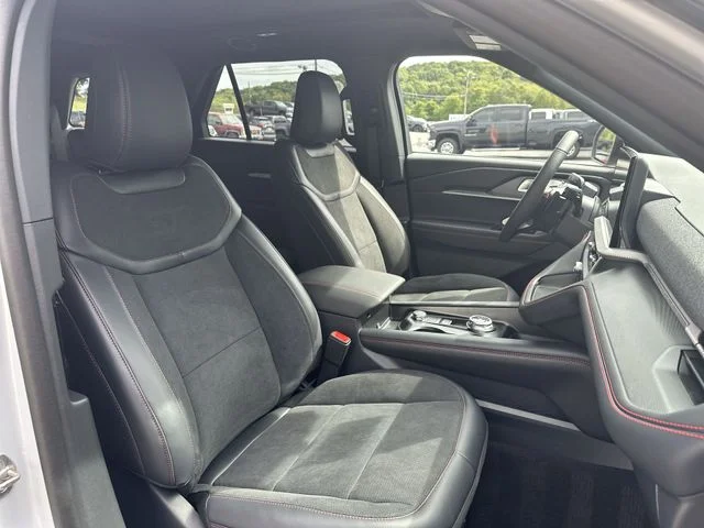 New 2026 Space White Metallic Ford ST image 29