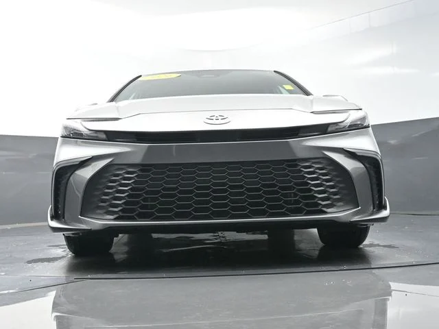 Used 2026  Toyota SE image 31
