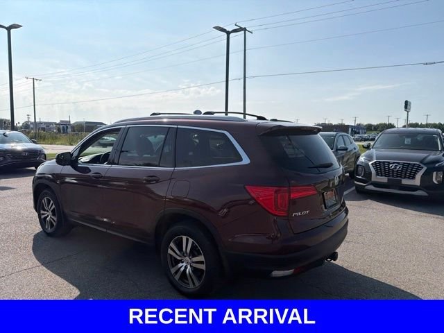 Used 2017 Red Honda EX-L image 17