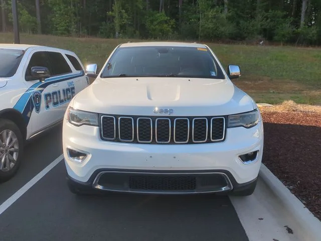 Used 2017 White Jeep Limited image 4