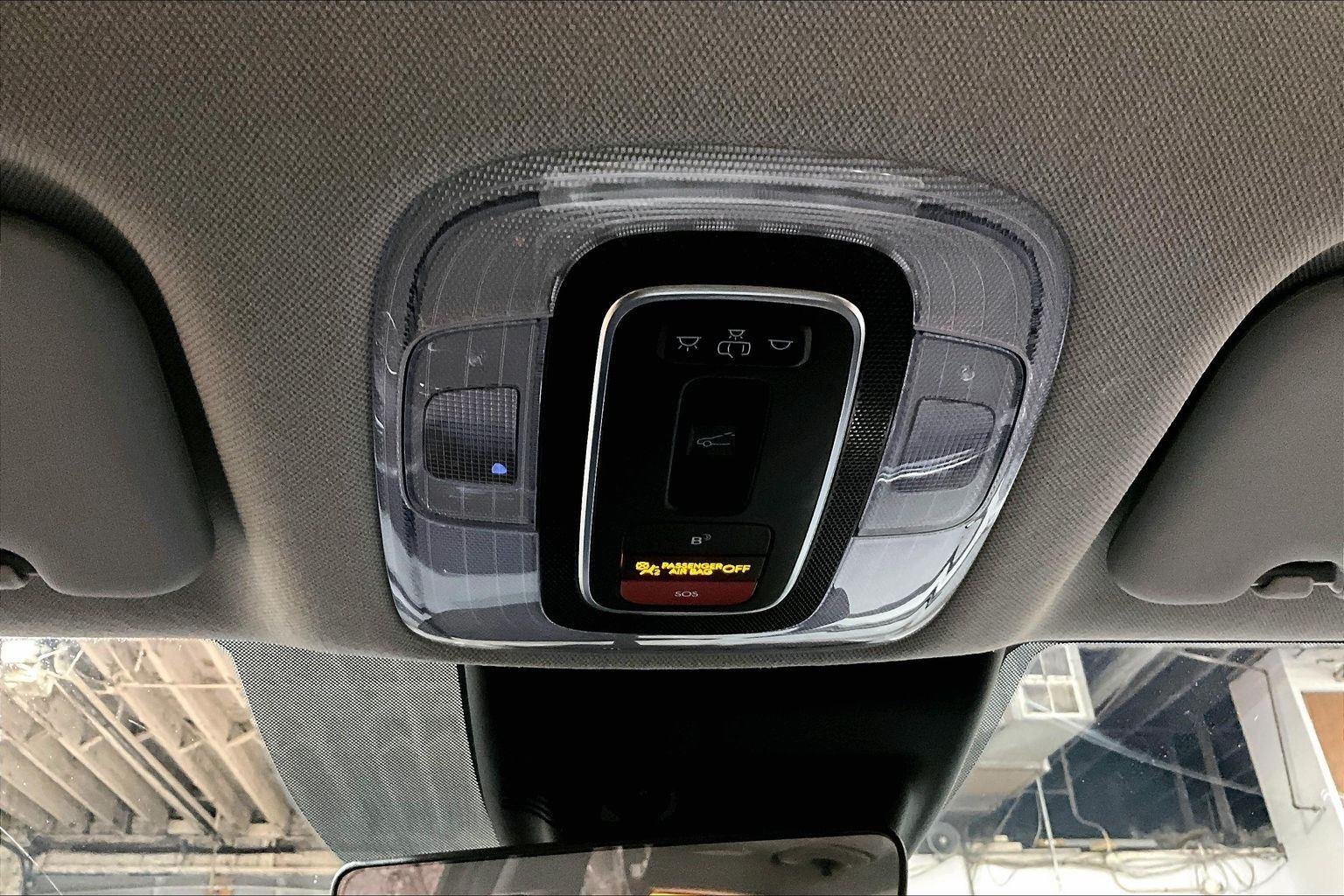 Used 2025 Fluid Metal Hyundai SEL Convenience image 37