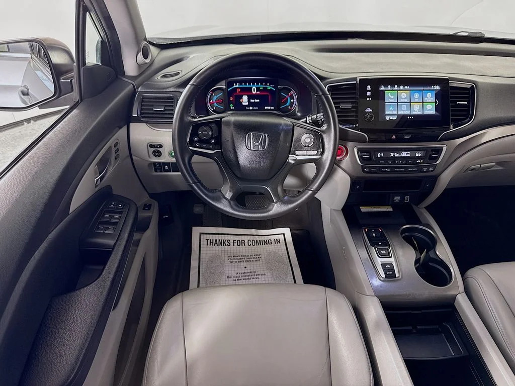 Used 2022 Lunar Silver Metallic Honda Special Edition image 4