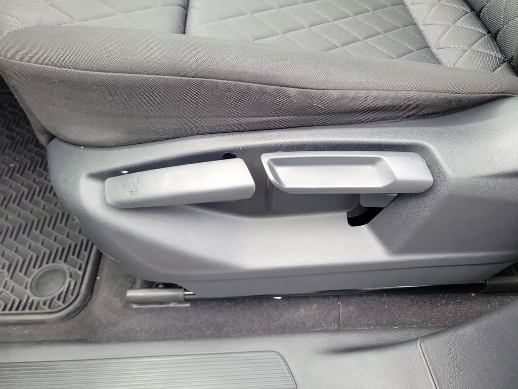 Used 2019 Gray Volkswagen 2.0T S image 22