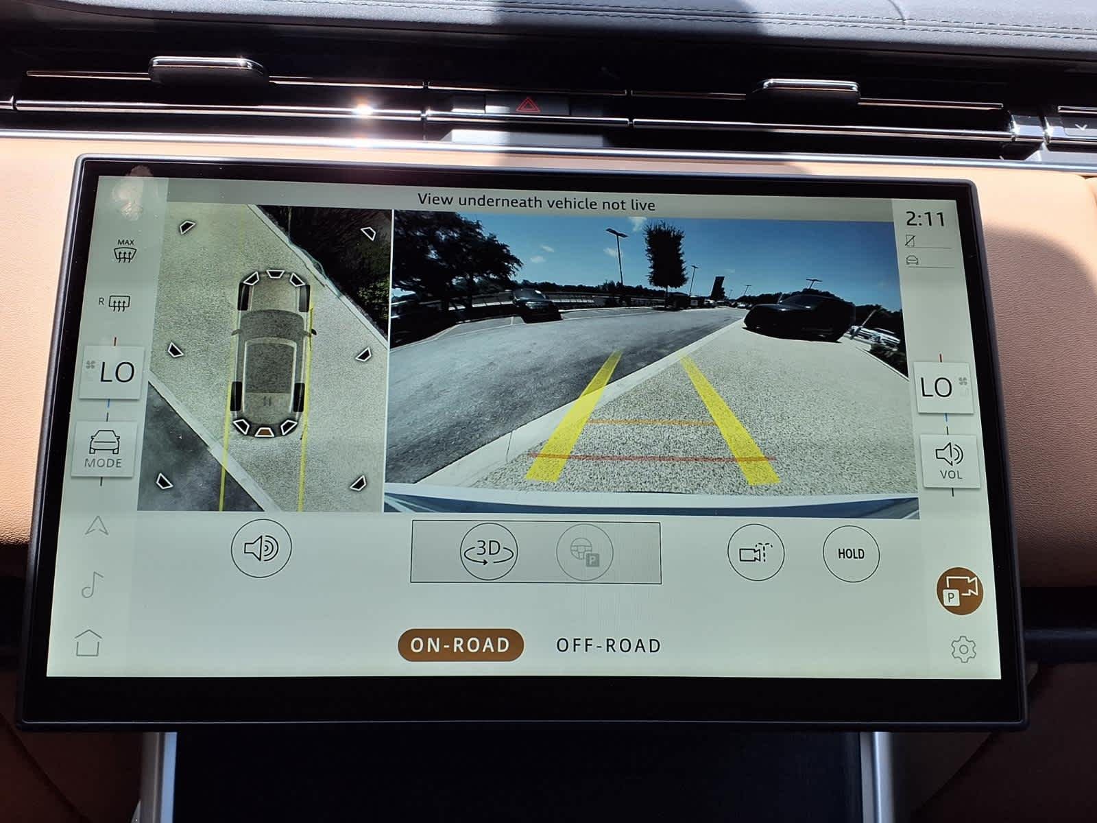 New 2026 Fuji White Land Rover SE image 13