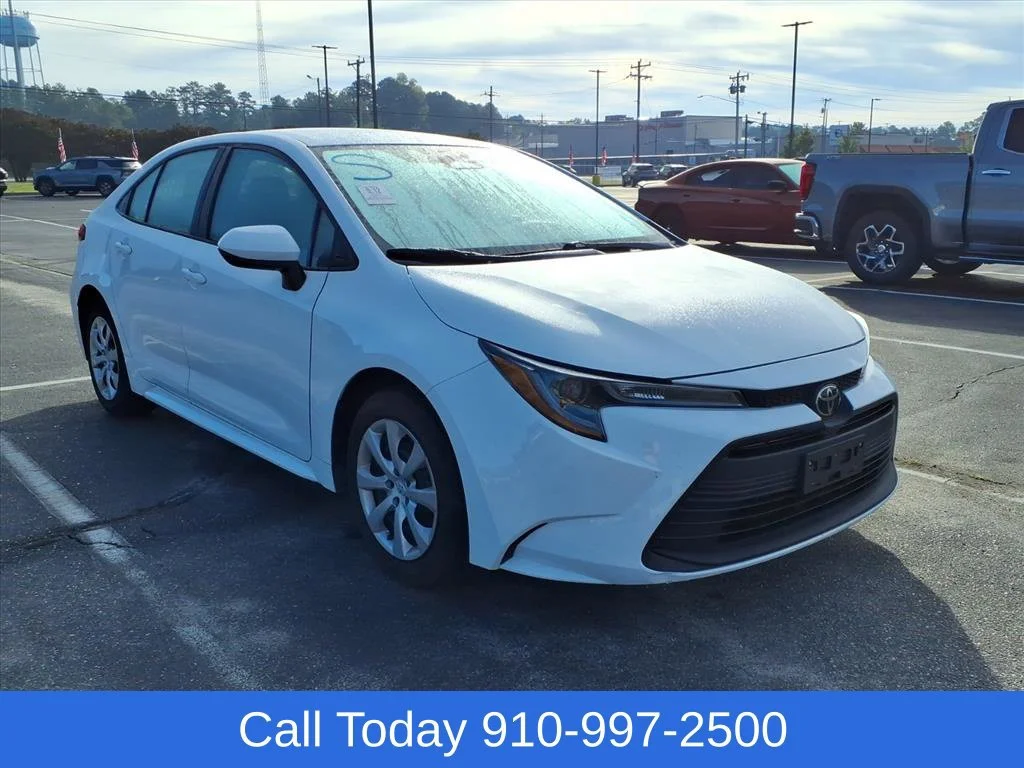 Used 2025 White Toyota LE image 3