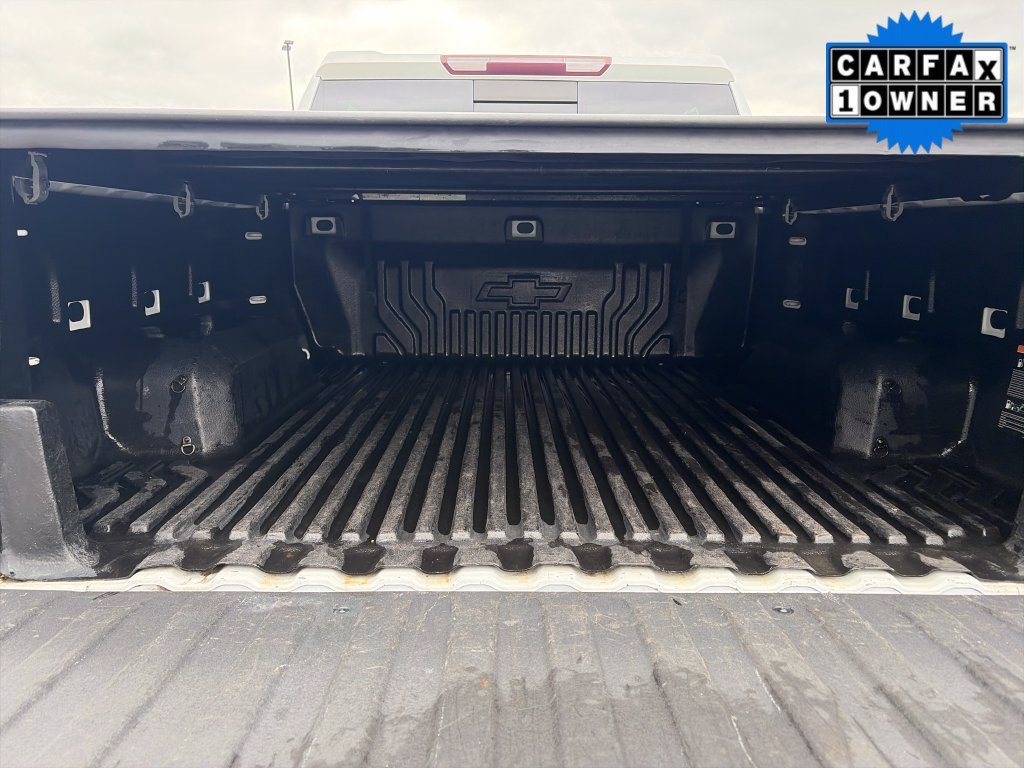 Used 2019 Summit White Chevrolet LT image 31