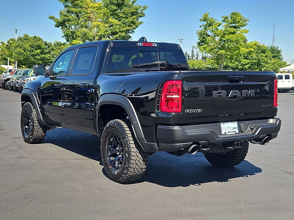 New 2026 Diamond Black Crystal Pearl-Coat Exterior Paint RAM RHO image 4
