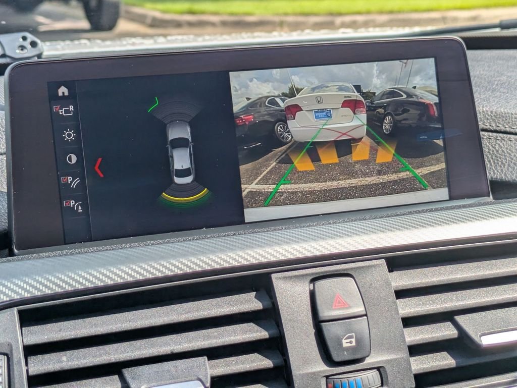 Used 2018 White BMW 330e iPerformance image 18