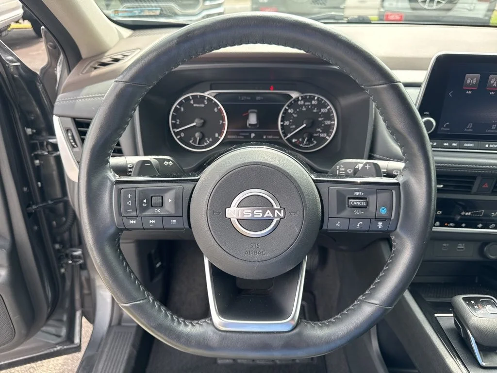 Used 2023 Gray Nissan SV image 44
